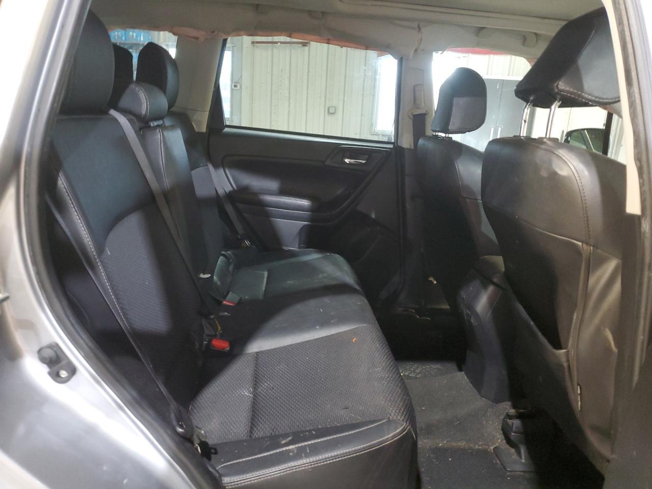 2018 SUBARU FORESTER