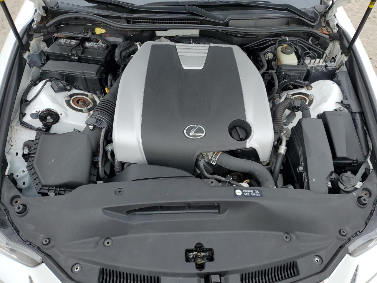 2017 LEXUS IS 300