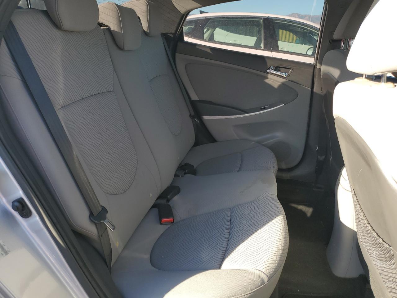 2012 HYUNDAI ACCENT