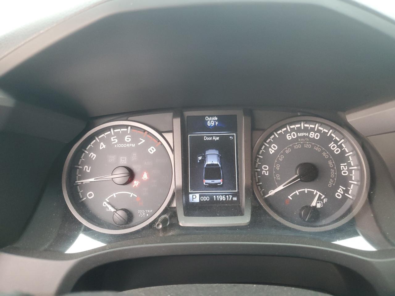 2016 TOYOTA TACOMA
