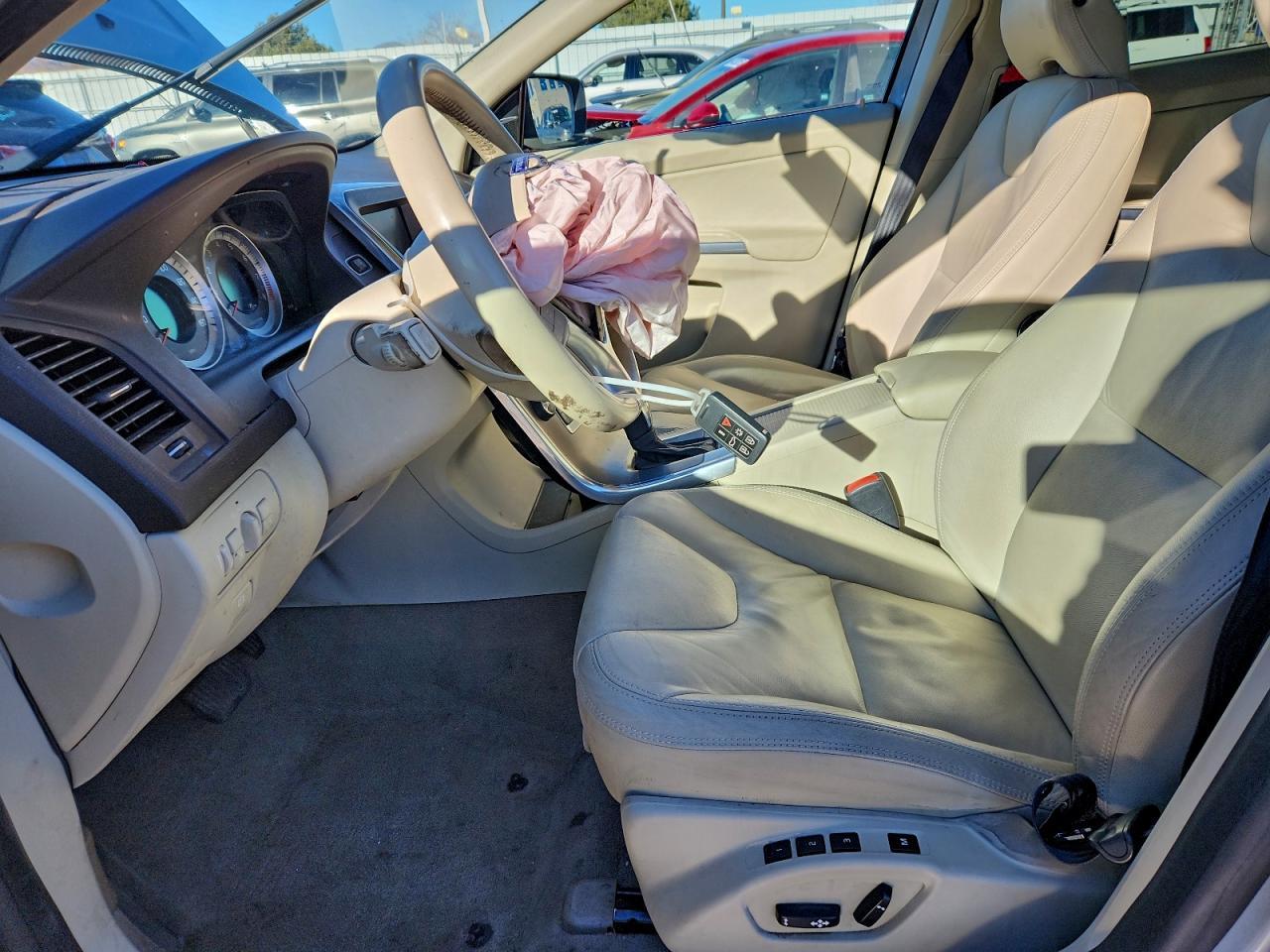 2013 VOLVO XC60