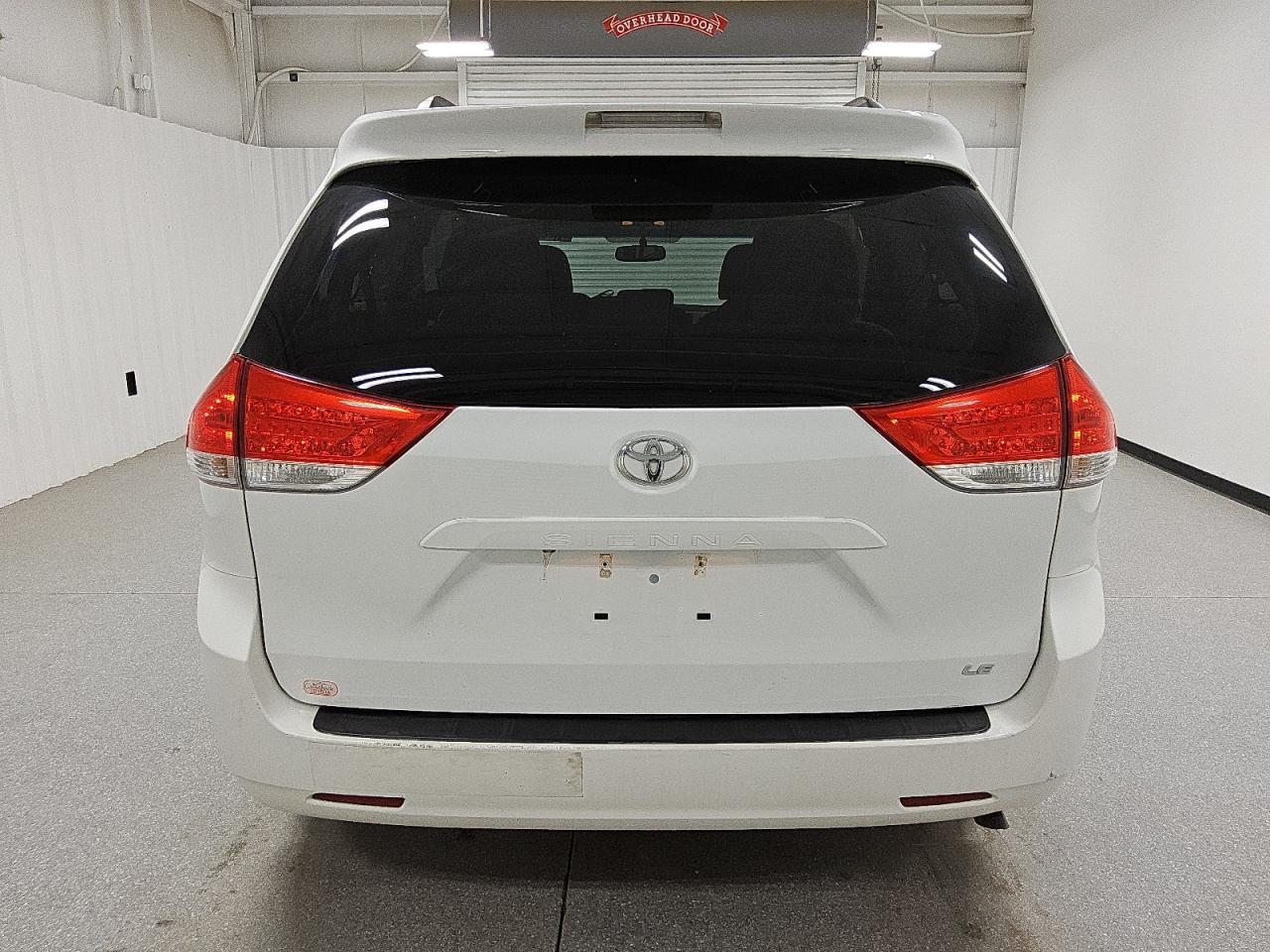 2014 TOYOTA SIENNA