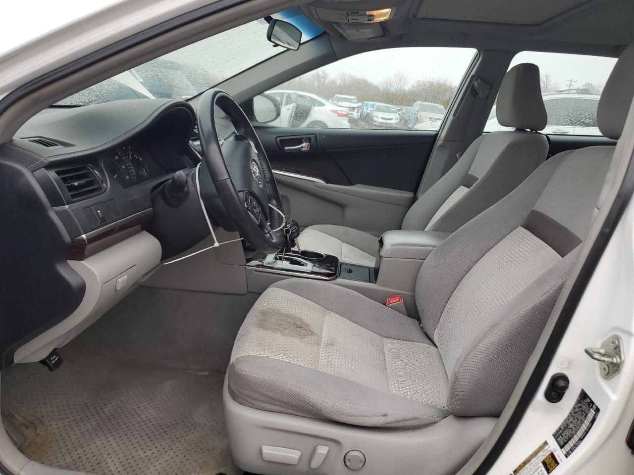 2014 TOYOTA CAMRY