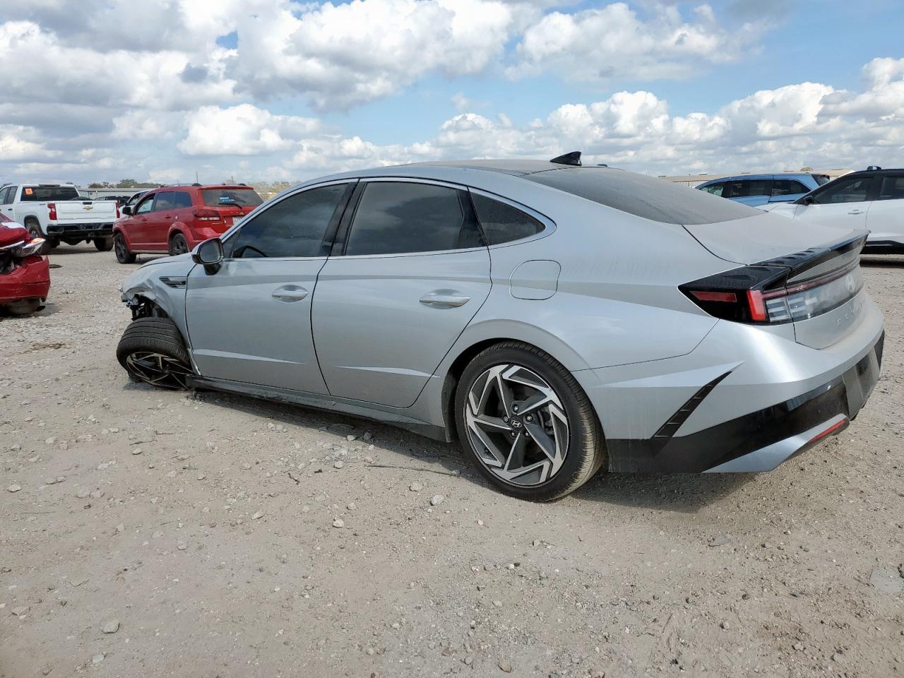 2025 HYUNDAI SONATA