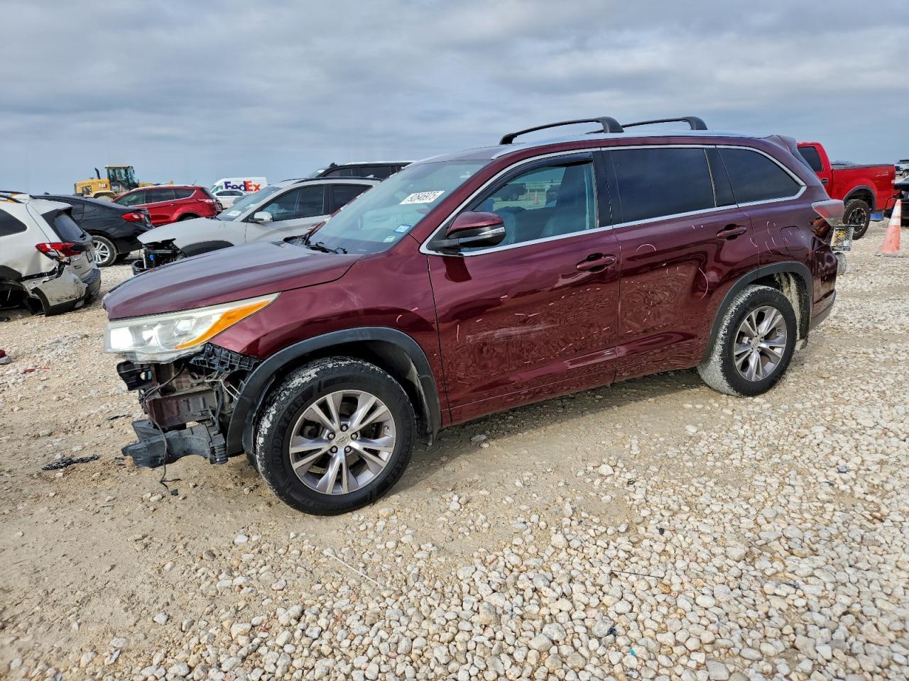 2014 TOYOTA HIGHLANDER