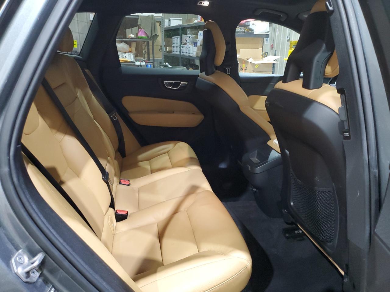 2018 VOLVO XC60