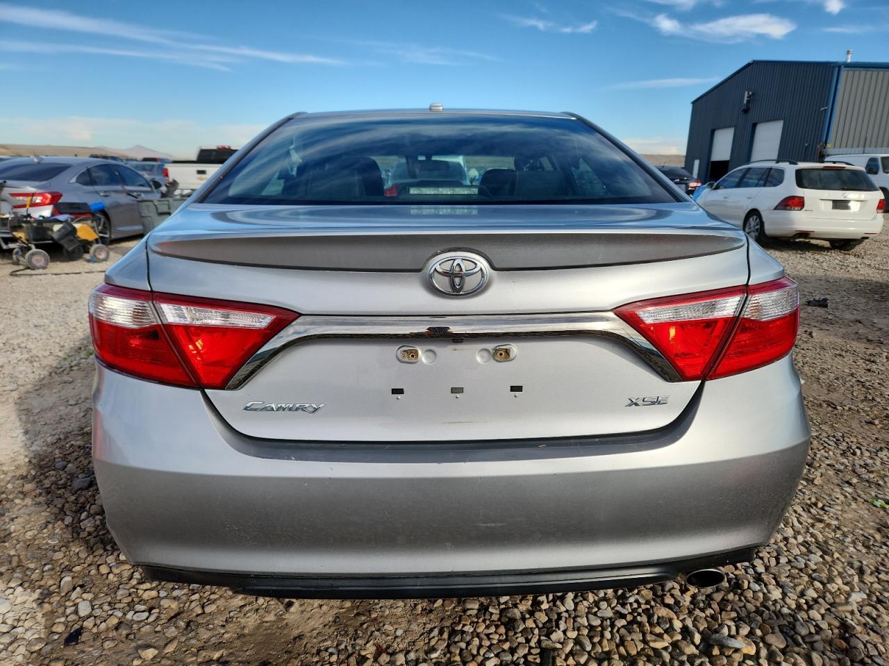 2015 TOYOTA CAMRY