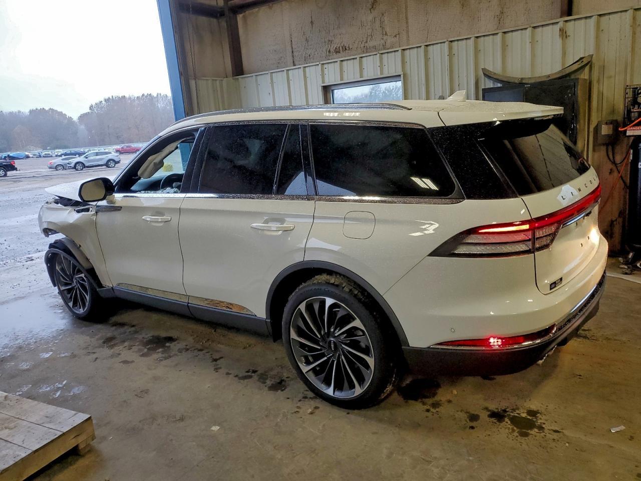 2021 LINCOLN Aviator