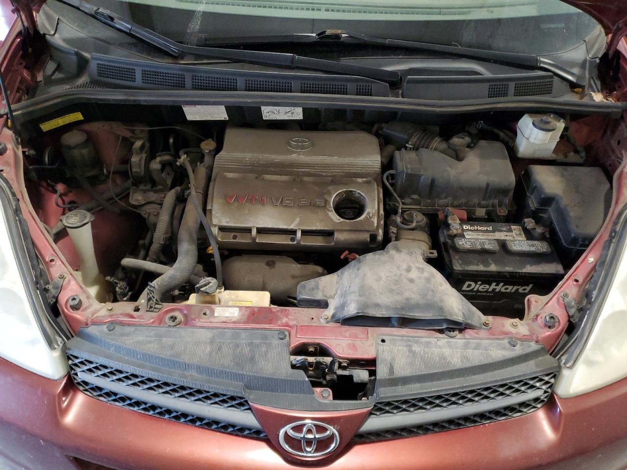 2005 TOYOTA SIENNA
