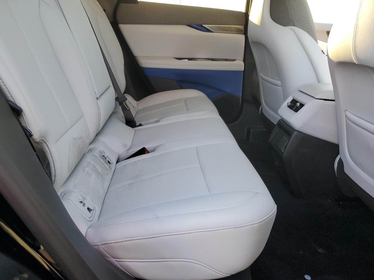 2025 CADILLAC OPTIQ