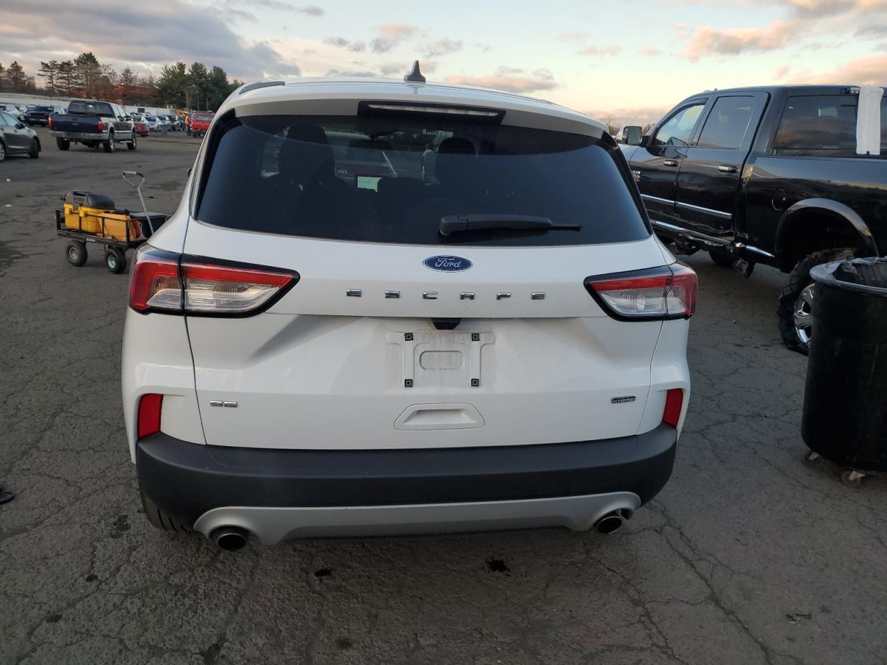 2022 FORD ESCAPE