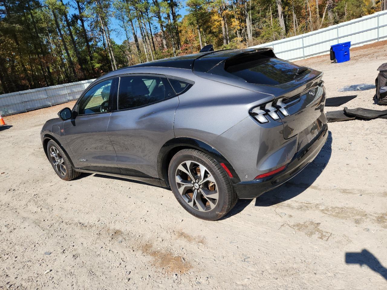 2021 FORD Mustang Mach-E