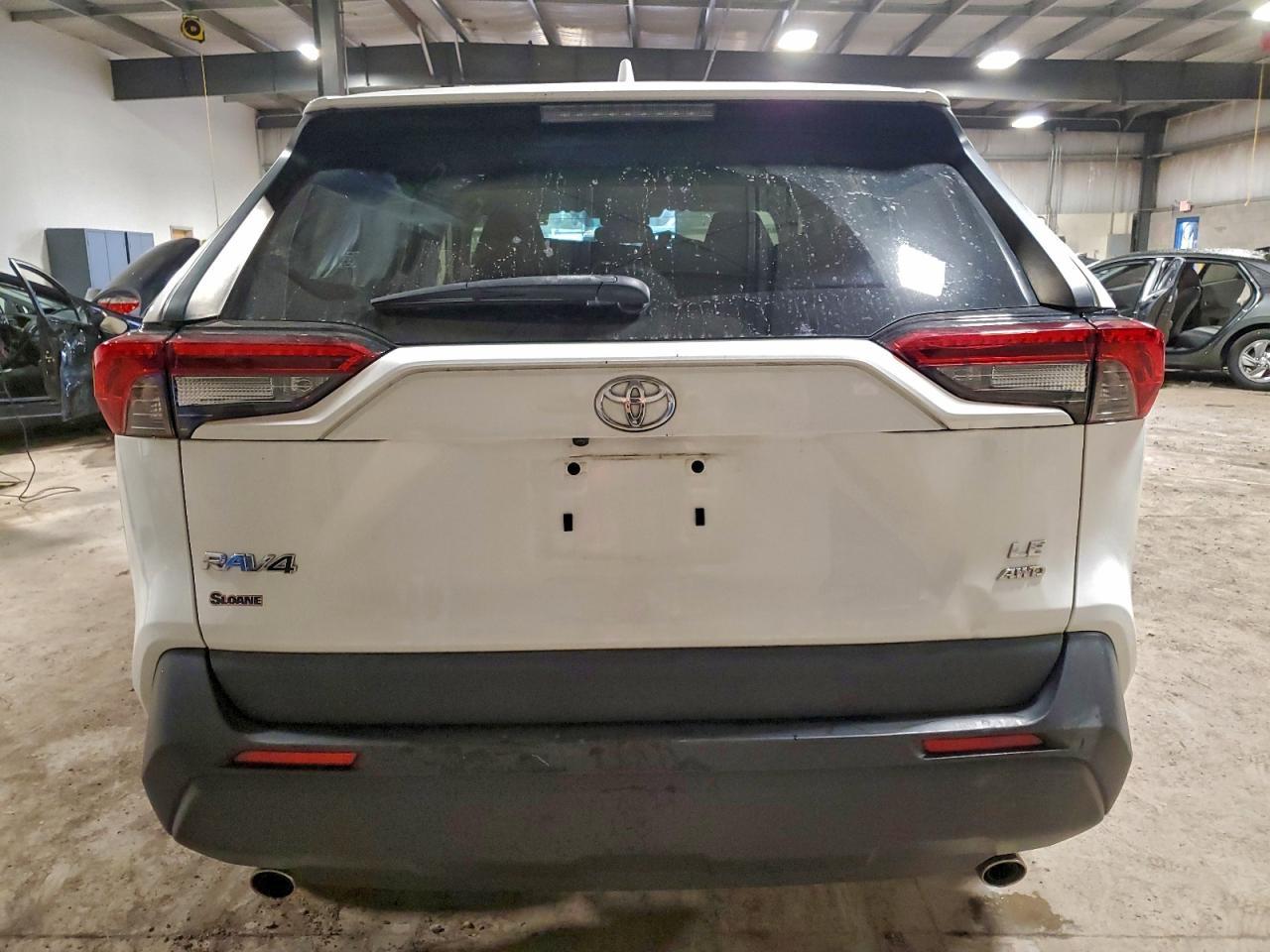 2019 TOYOTA RAV4