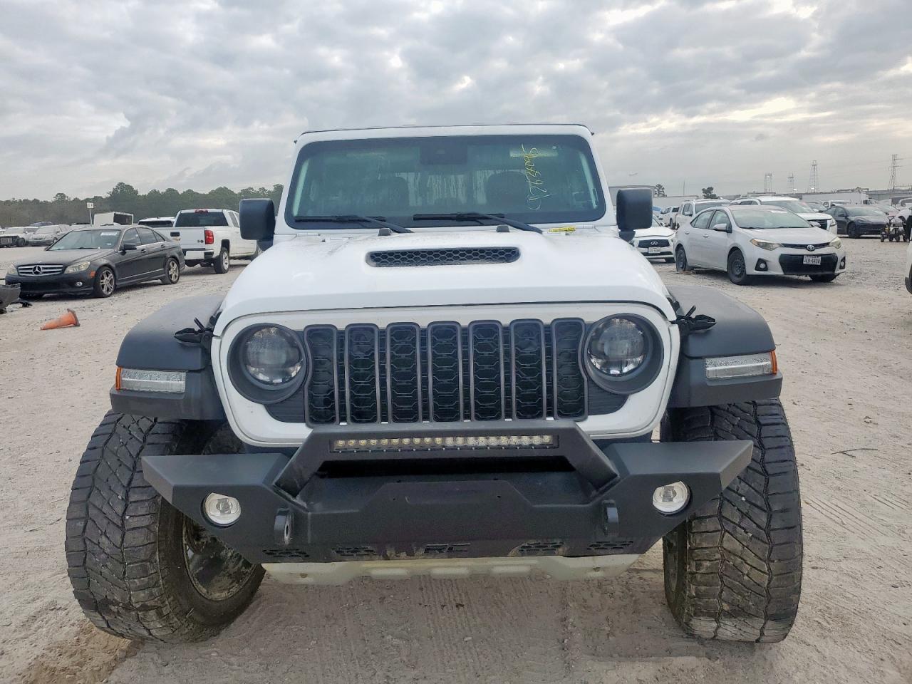 2024 JEEP Gladiator