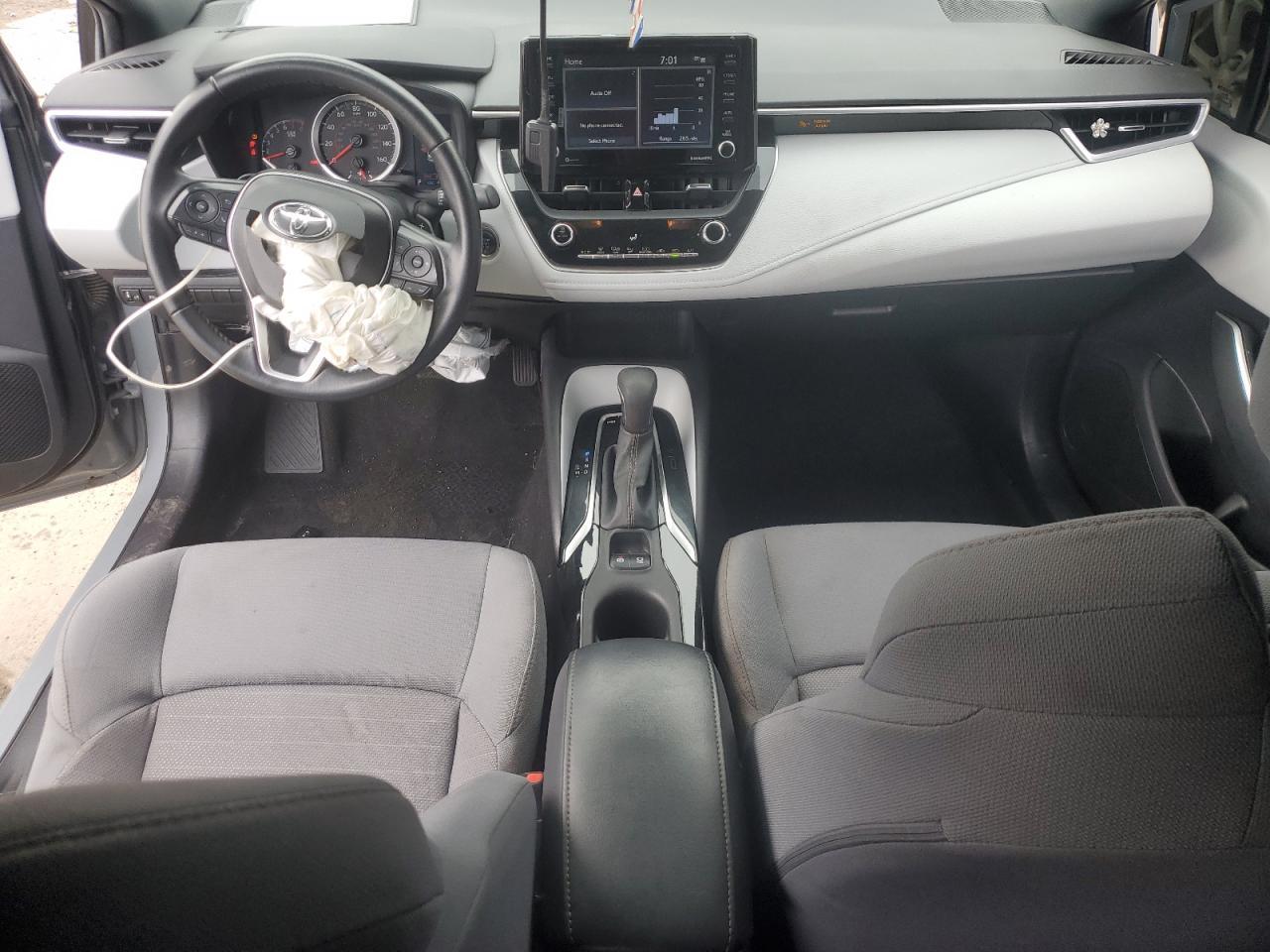 2022 TOYOTA COROLLA