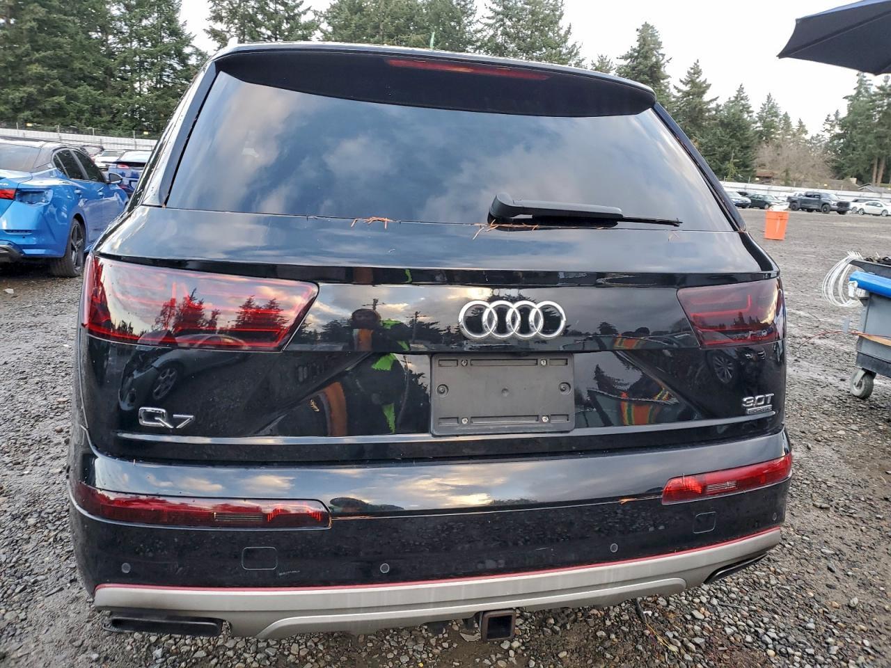 2017 AUDI Q7
