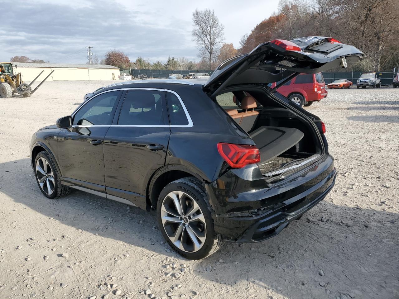 2021 AUDI Q3