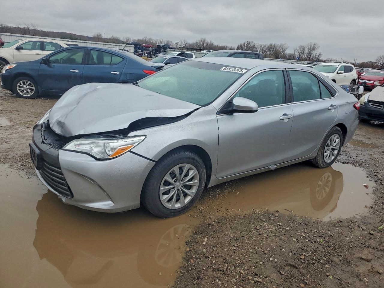 2015 TOYOTA CAMRY