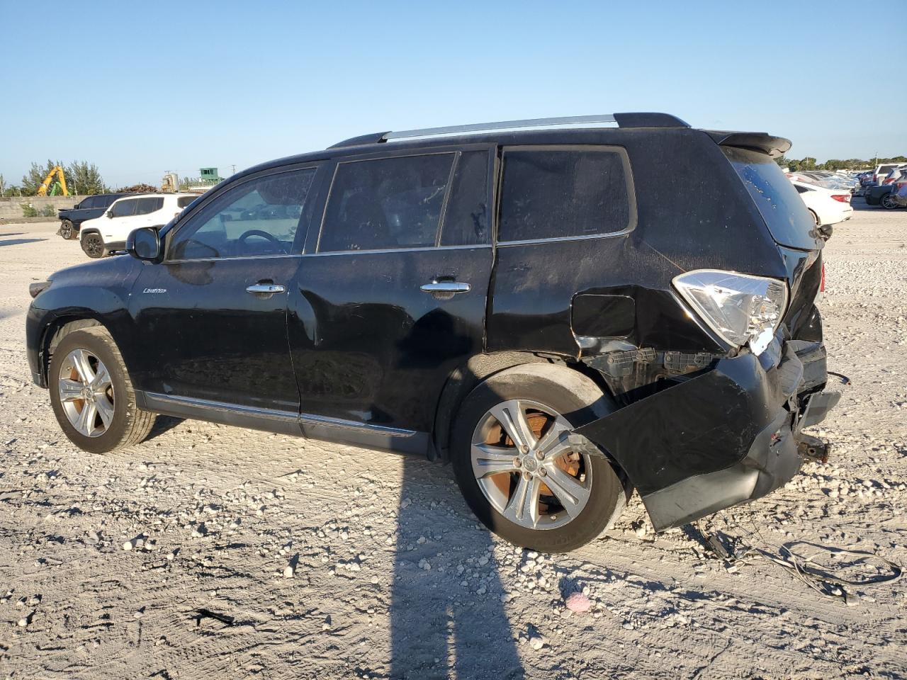 2011 TOYOTA HIGHLANDER