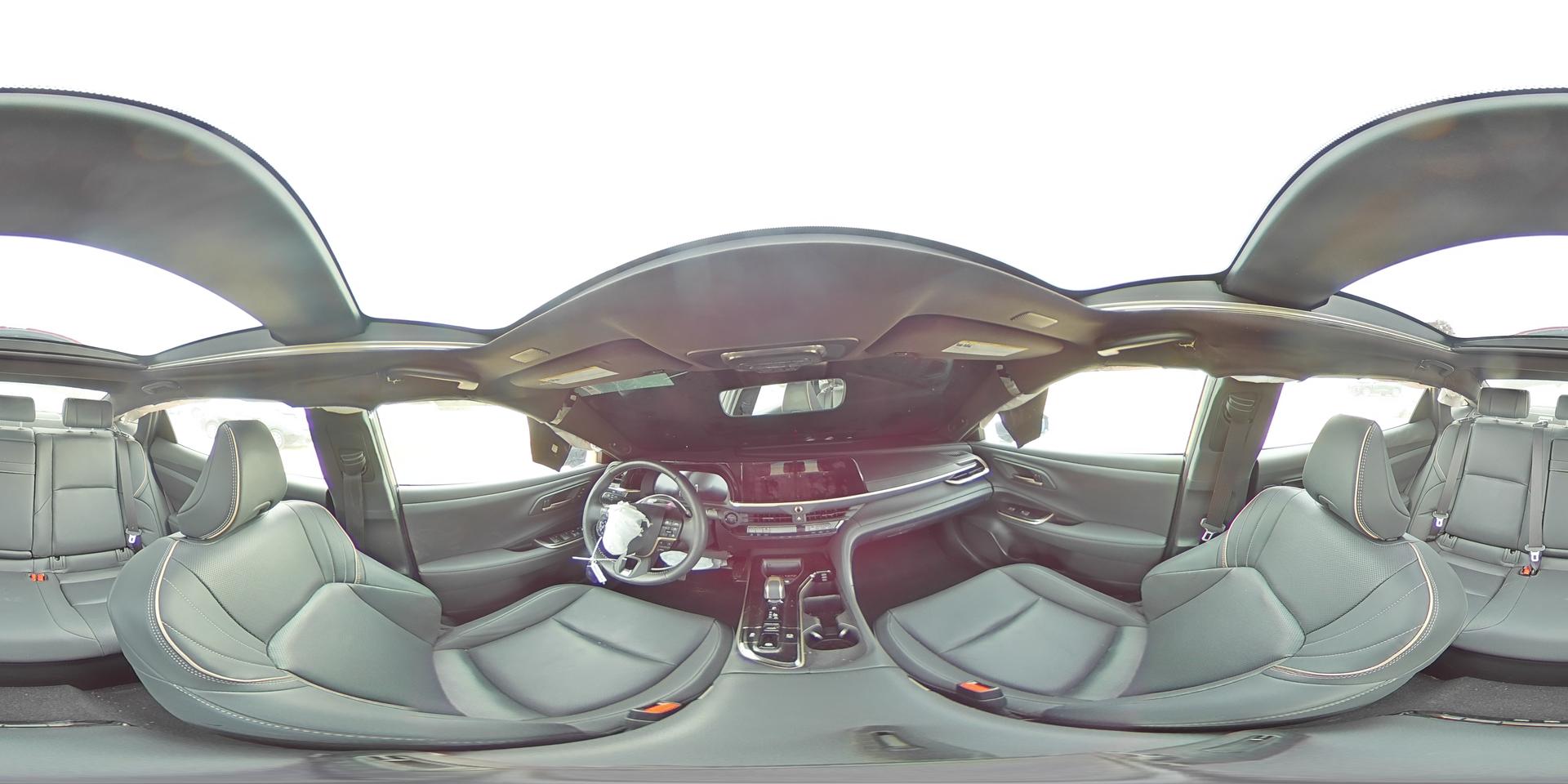 2025 TOYOTA Crown