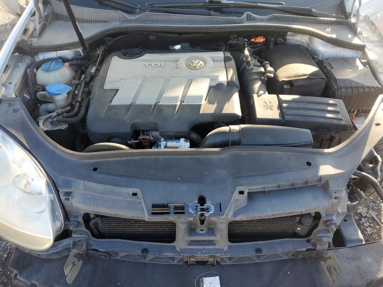 2009 VOLKSWAGEN JETTA