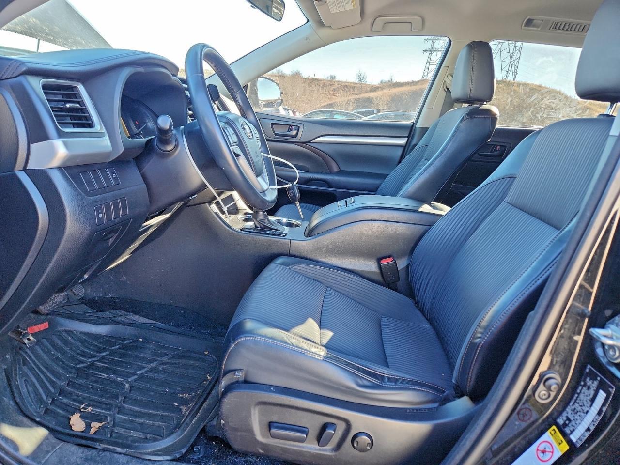2014 TOYOTA HIGHLANDER
