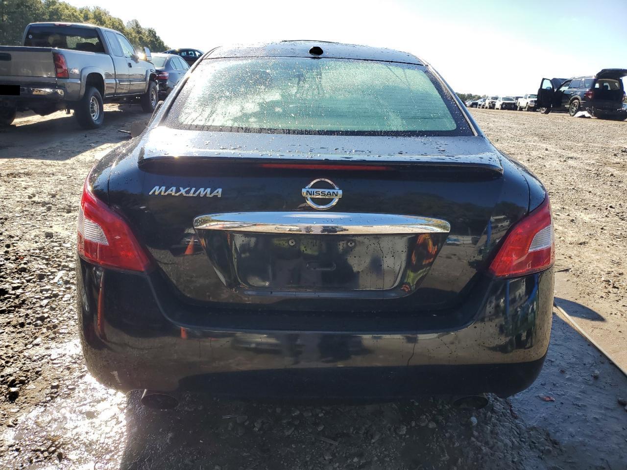2009 NISSAN Maxima