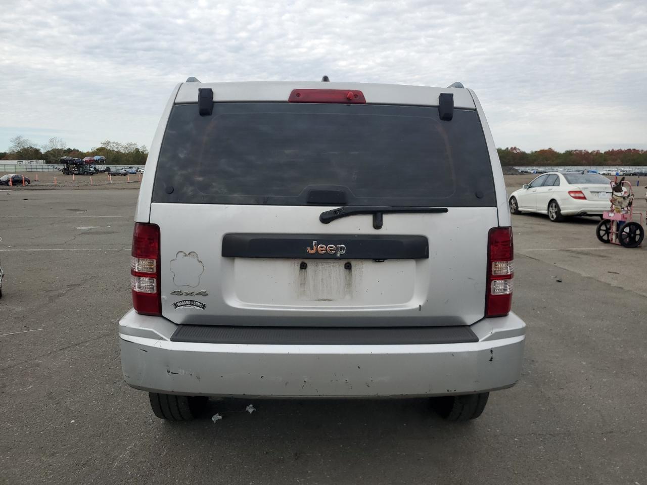 2011 JEEP Liberty