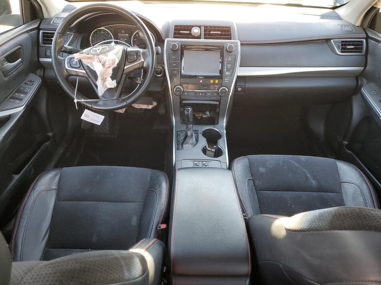 2016 TOYOTA CAMRY