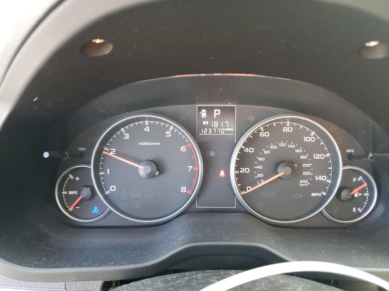 2013 SUBARU Legacy