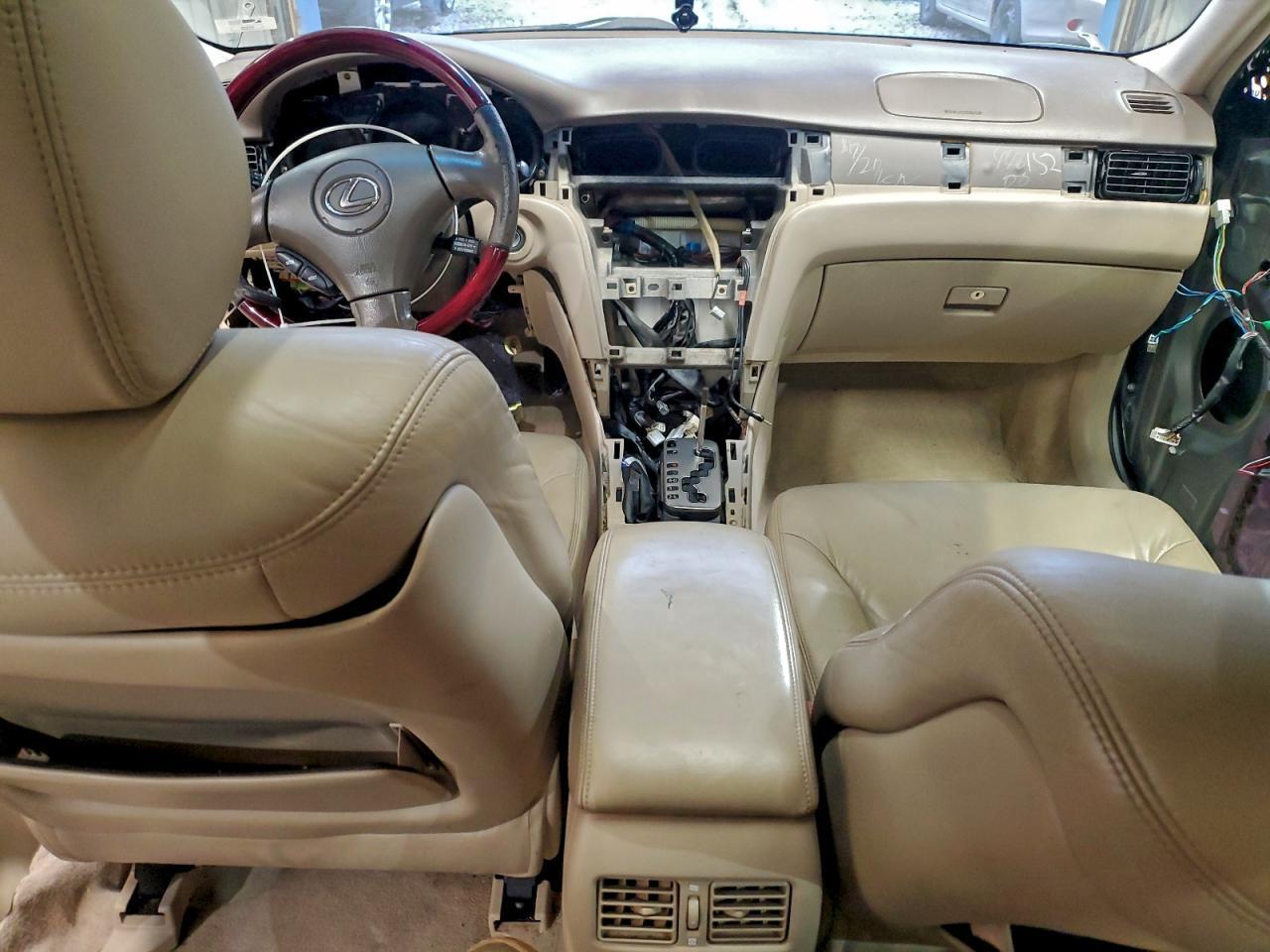 2004 LEXUS ES 330