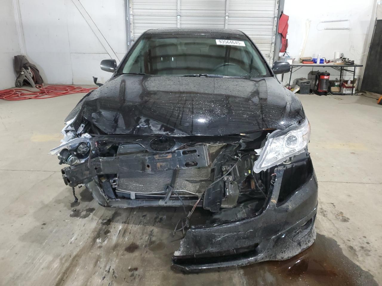 2010 TOYOTA CAMRY