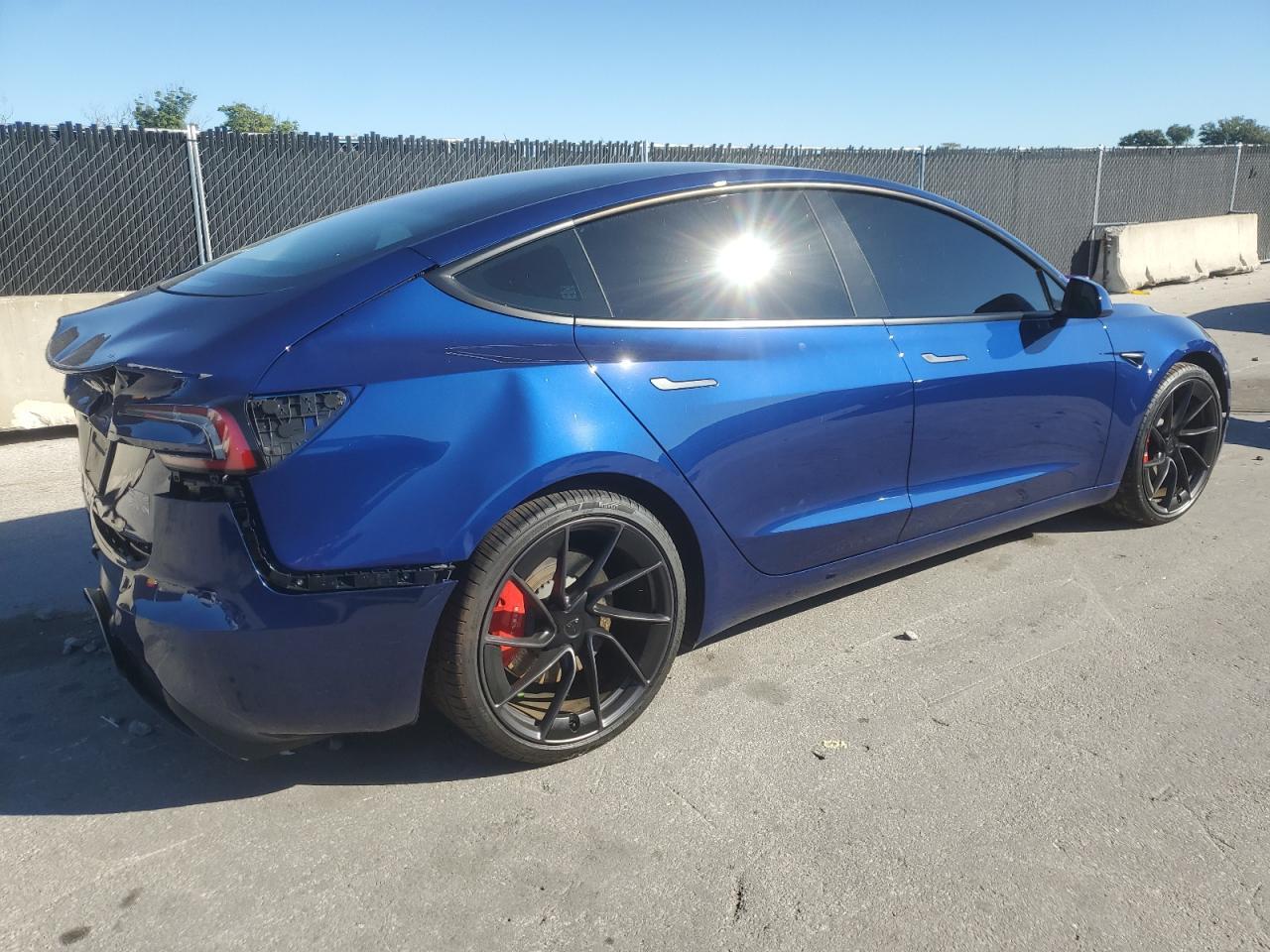 2025 TESLA MODEL 3