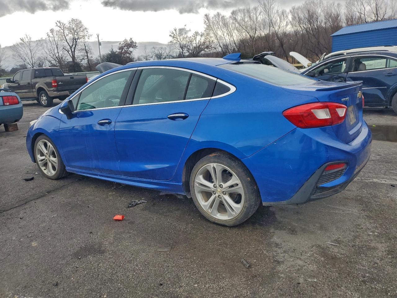 2017 CHEVROLET CRUZE