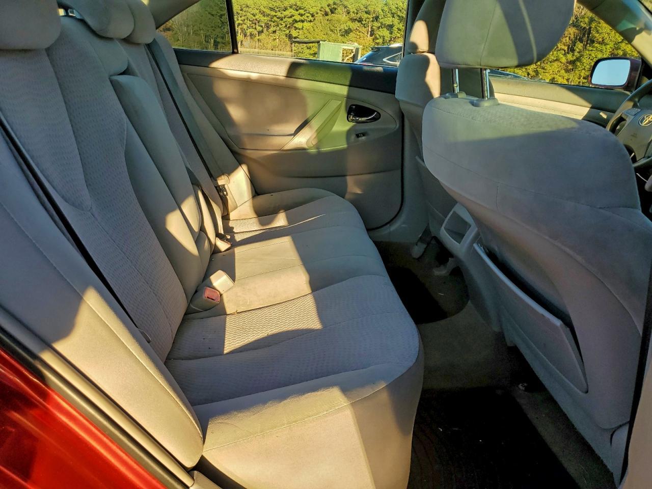 2011 TOYOTA CAMRY
