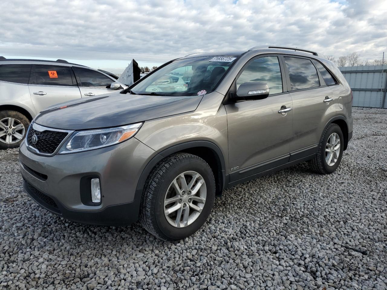 2015 KIA SORENTO