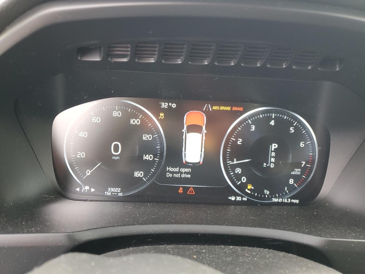 2019 VOLVO XC90