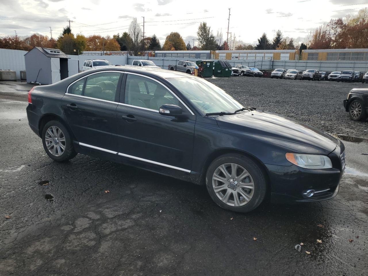 2010 VOLVO S80