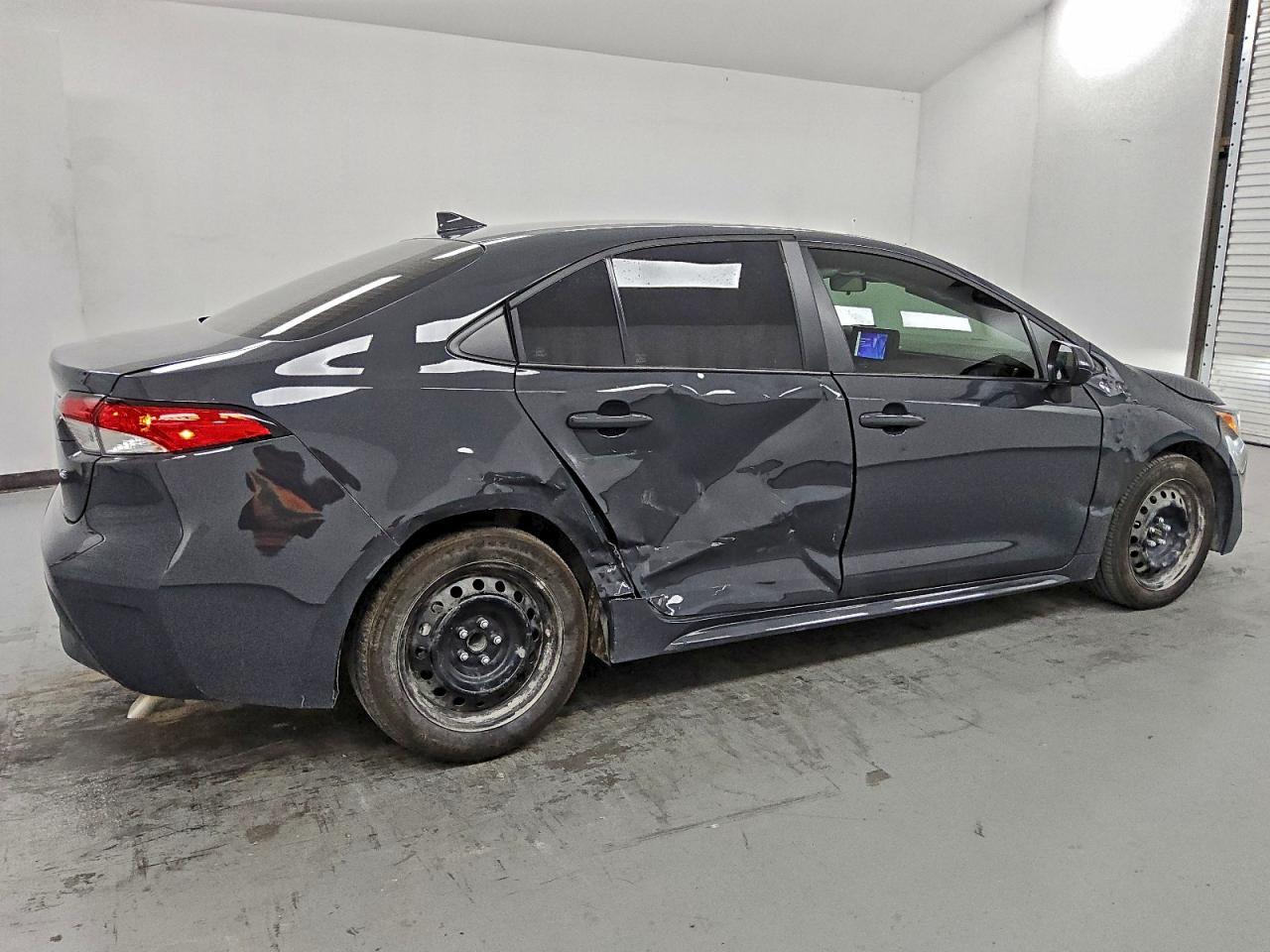 2025 TOYOTA COROLLA