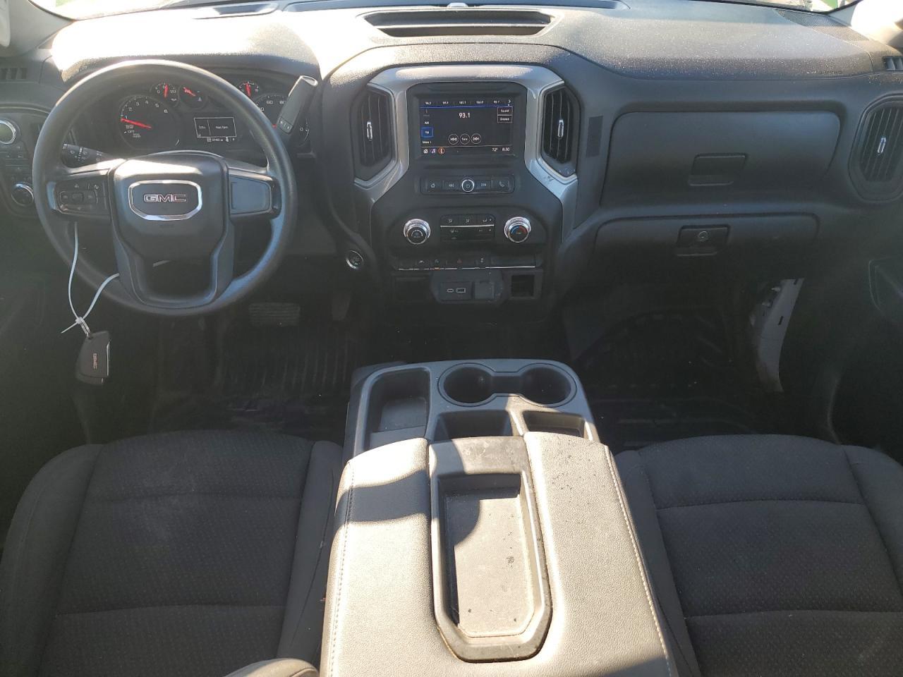 2023 GMC Sierra