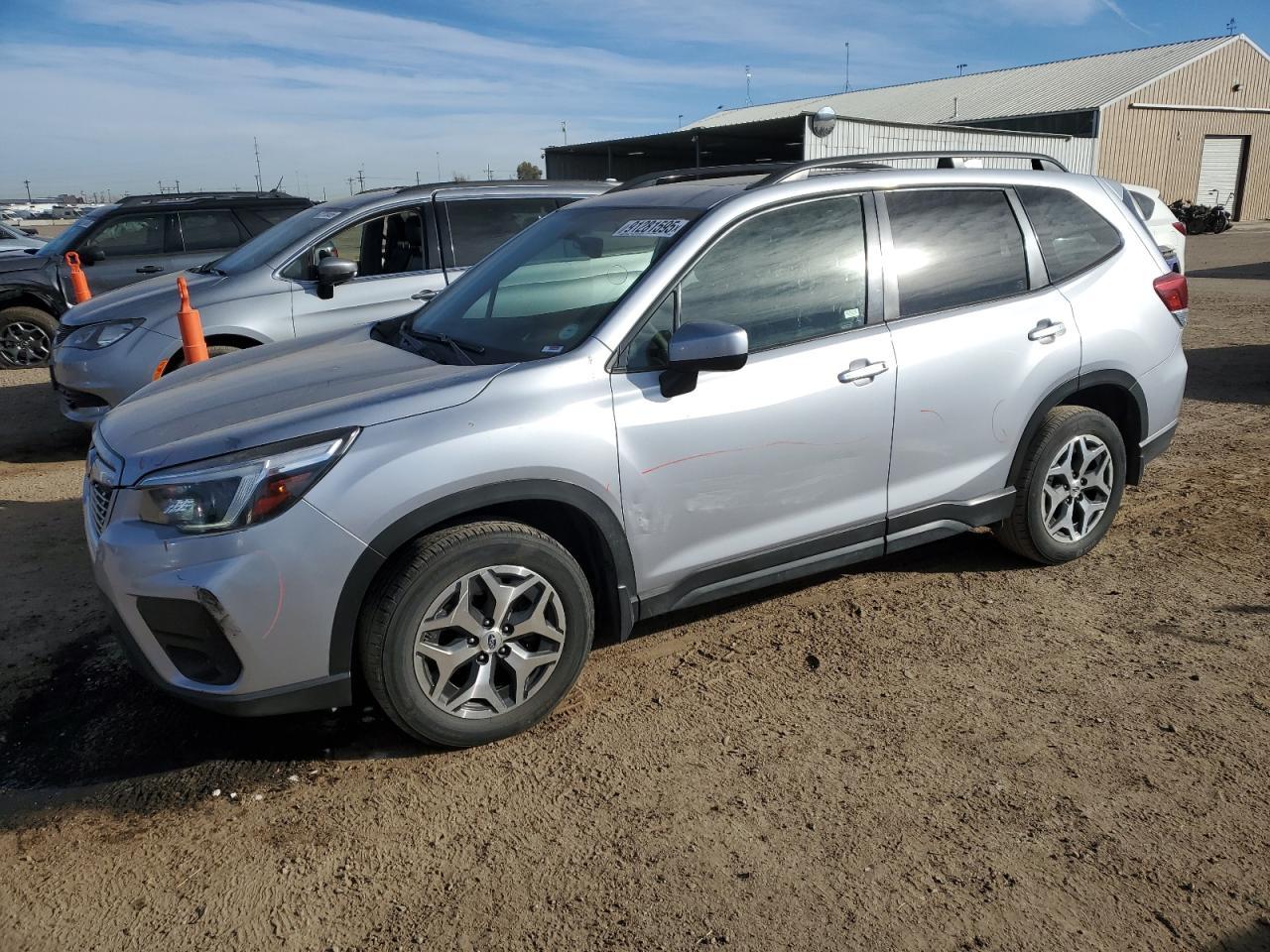 2021 SUBARU FORESTER