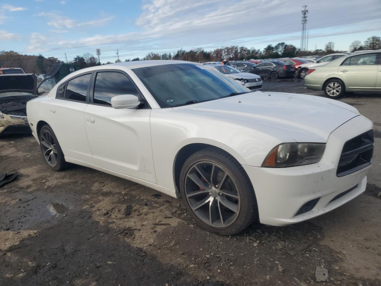 2013 DODGE CHARGER
