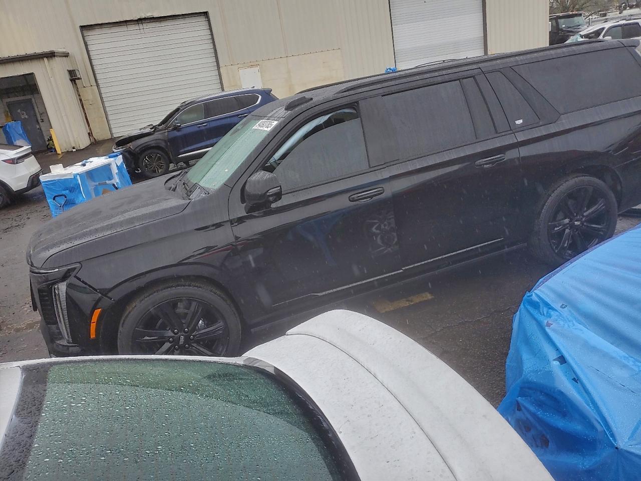 2025 CADILLAC Escalade ESV