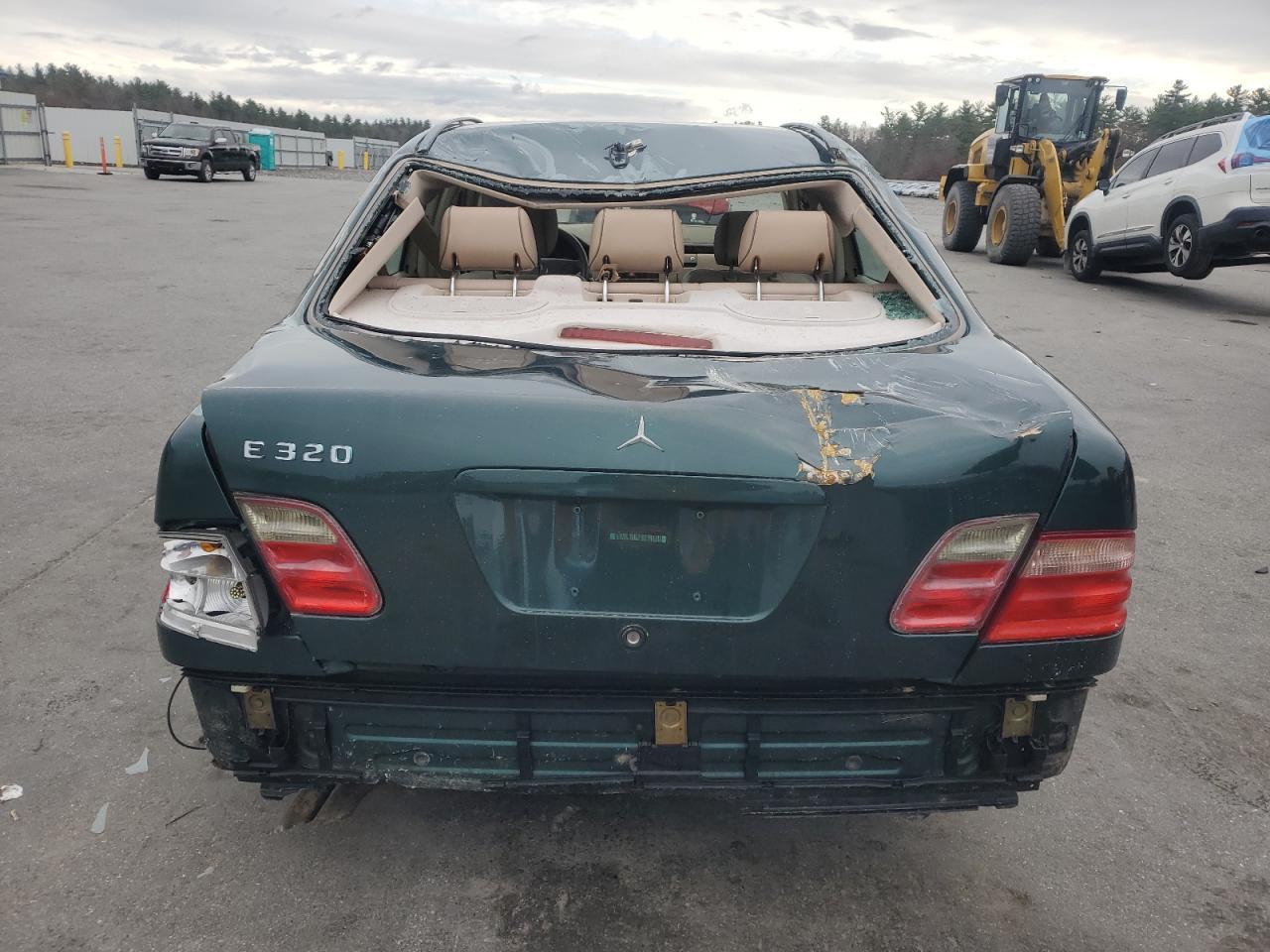 2000 MERCEDES-BENZ E-Class