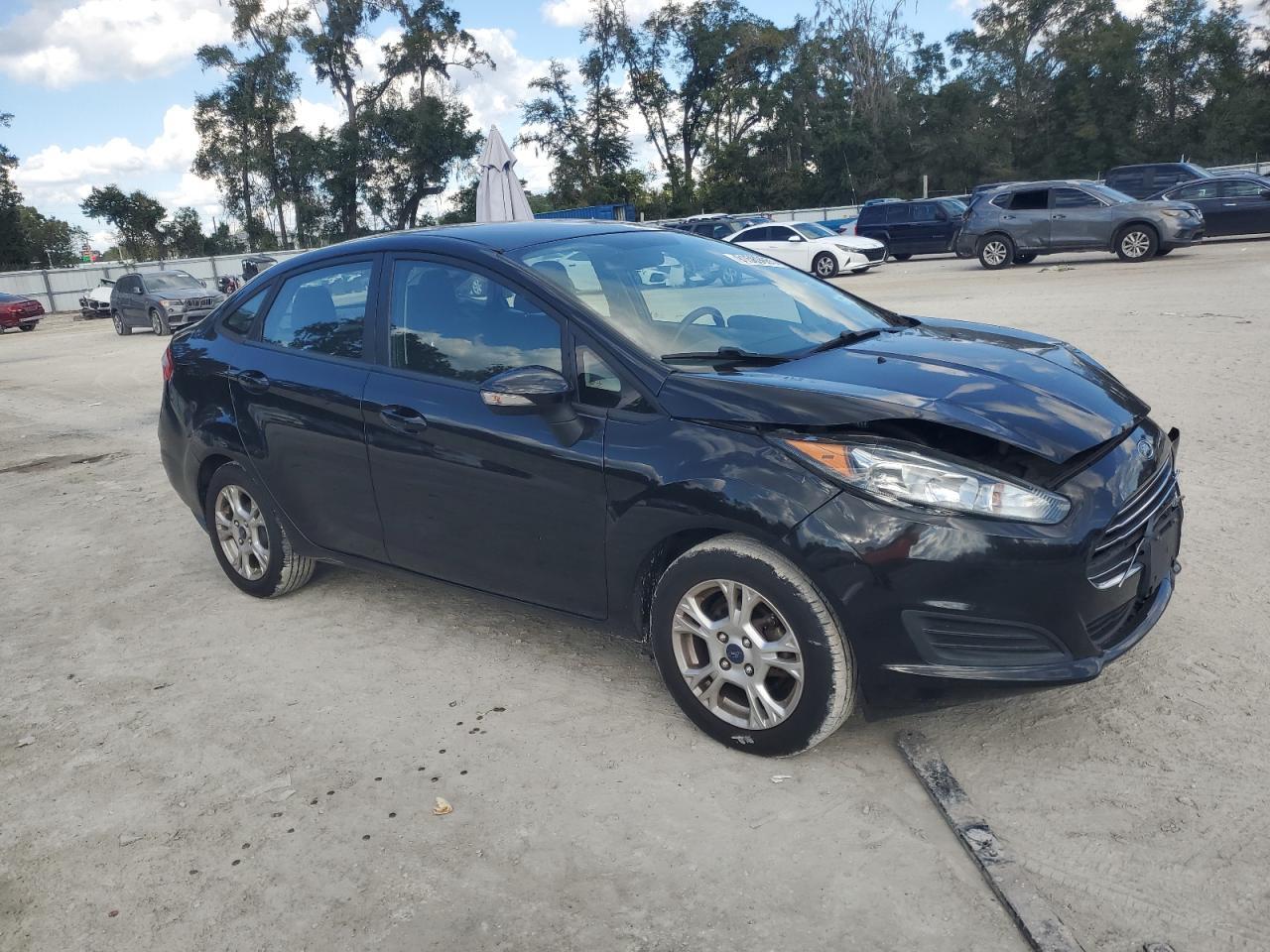 2014 FORD Fiesta