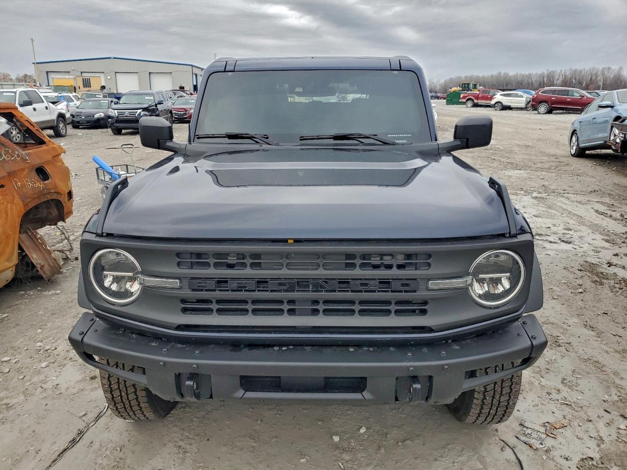 2021 FORD Bronco