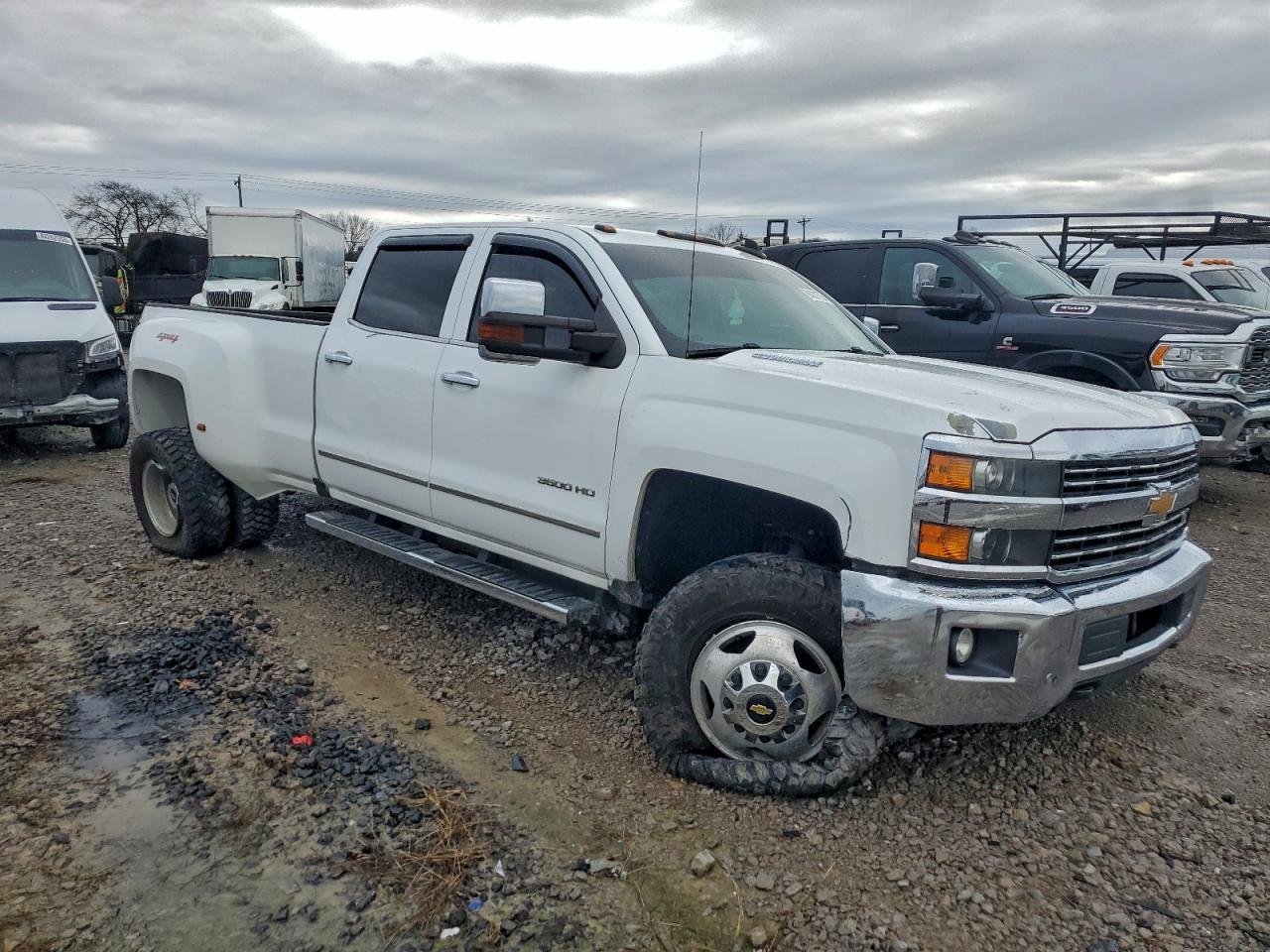 2016 CHEVROLET Silverado 3500