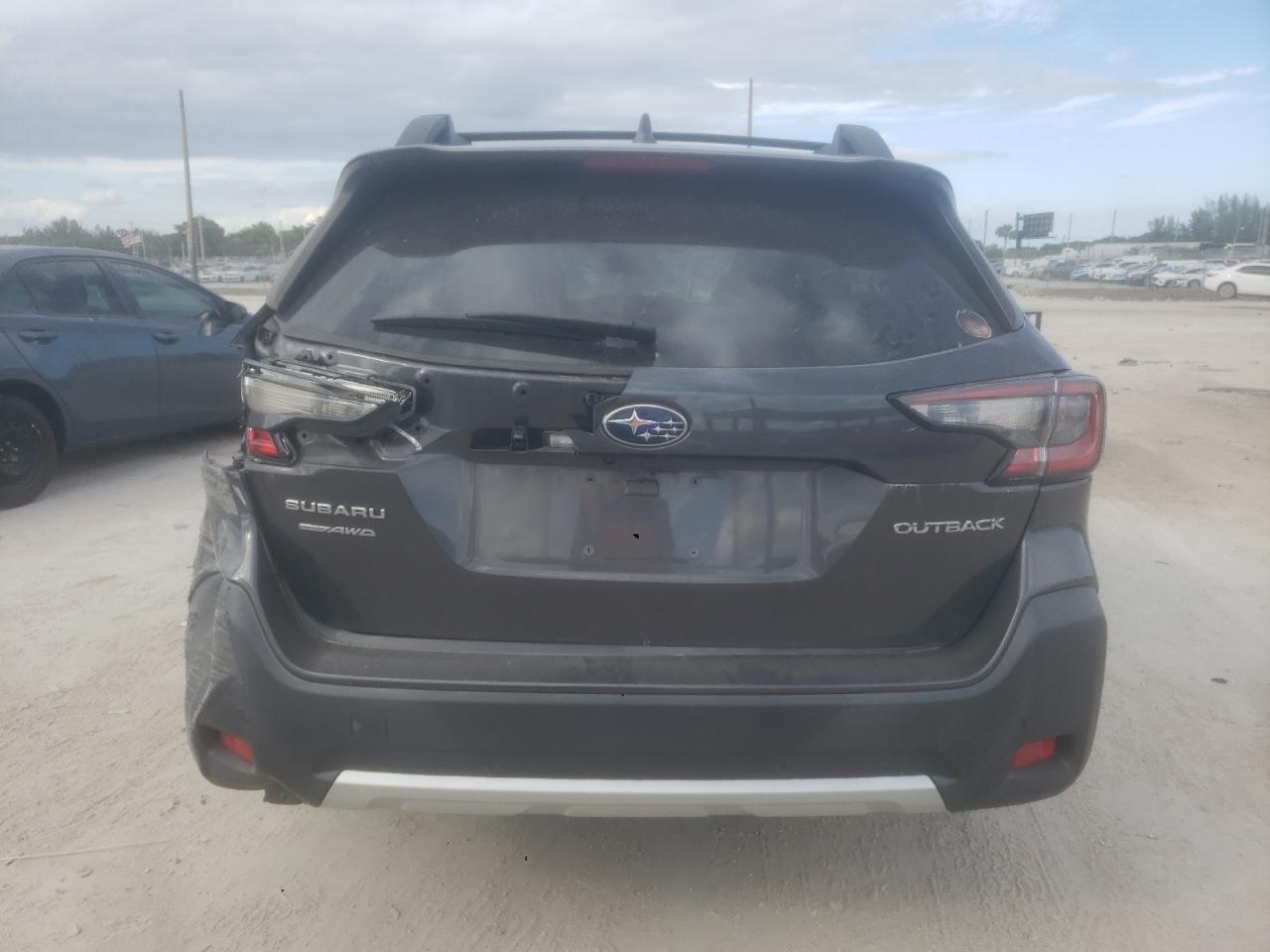 2023 SUBARU Outback
