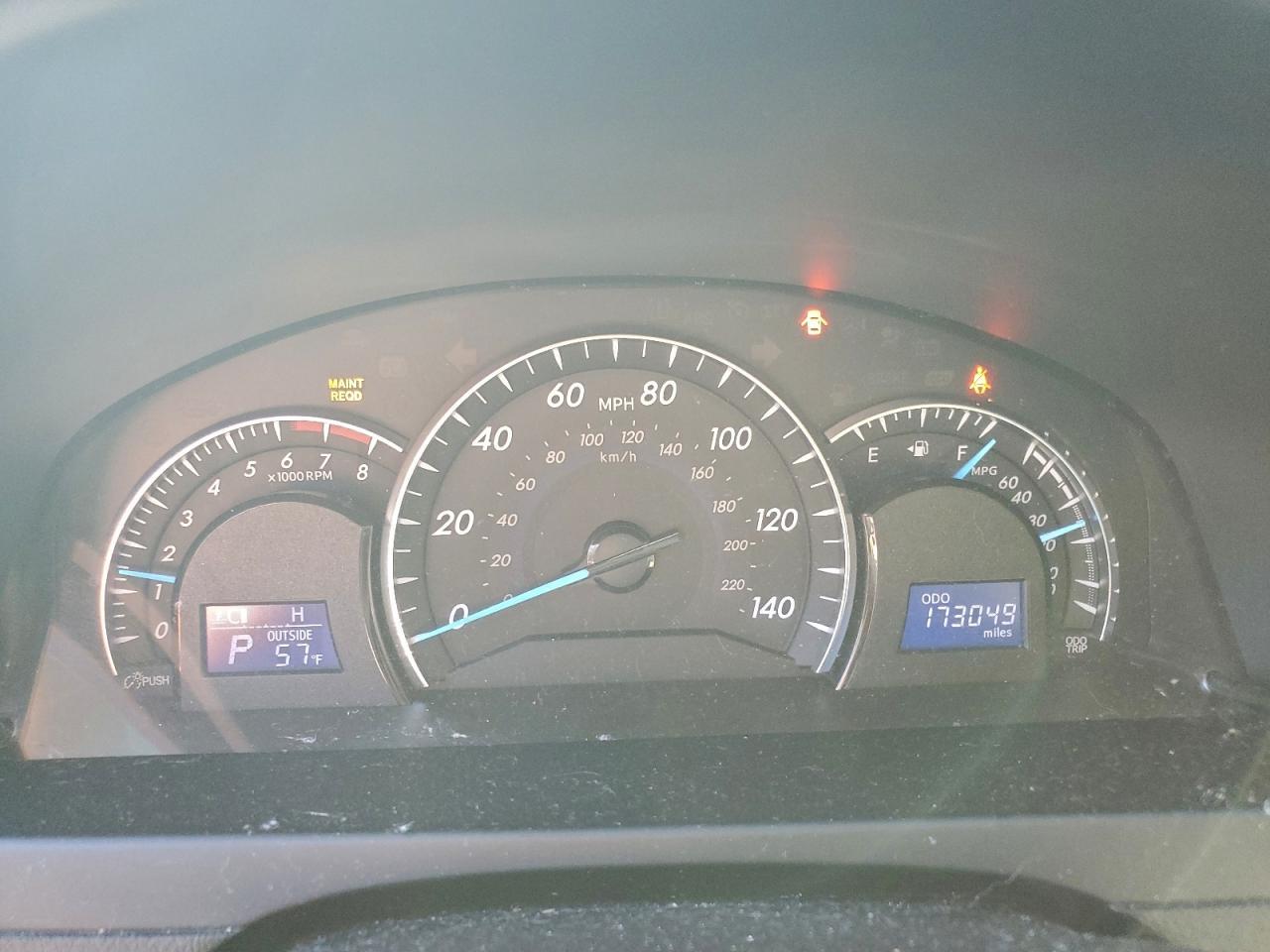 2014 TOYOTA CAMRY