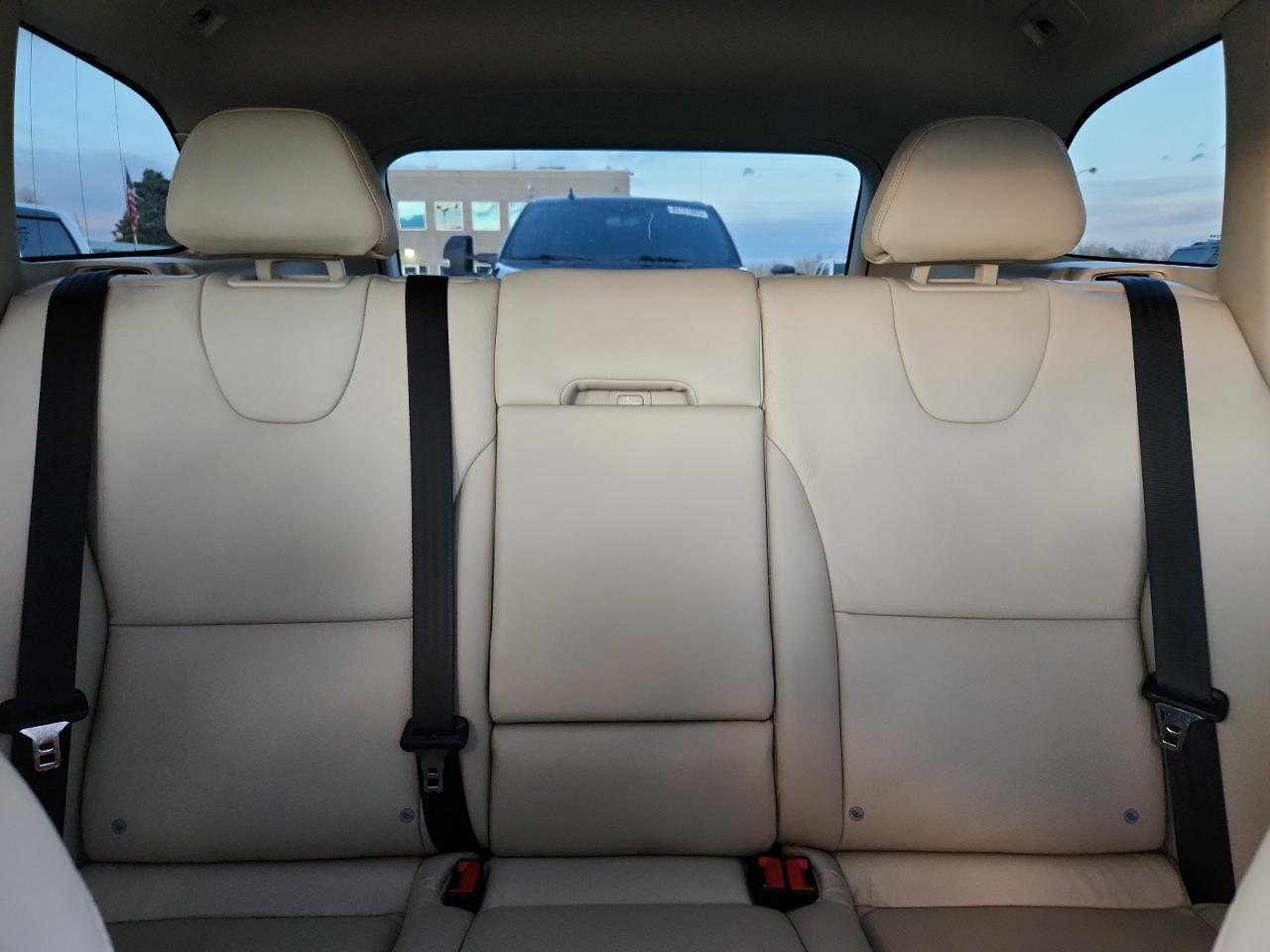 2014 VOLVO XC60